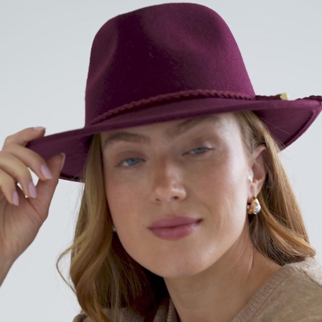 Cassia Fedora