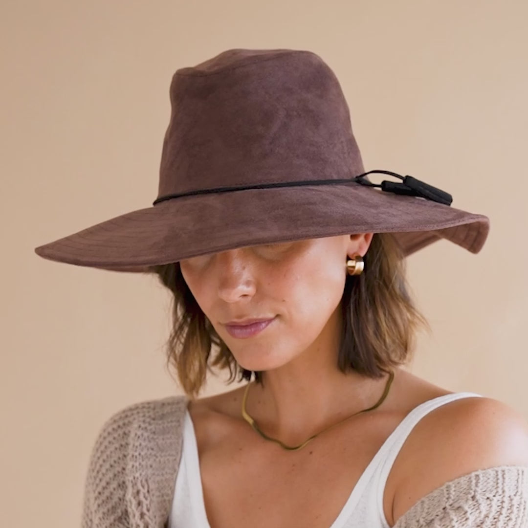 Celeste Fedora
